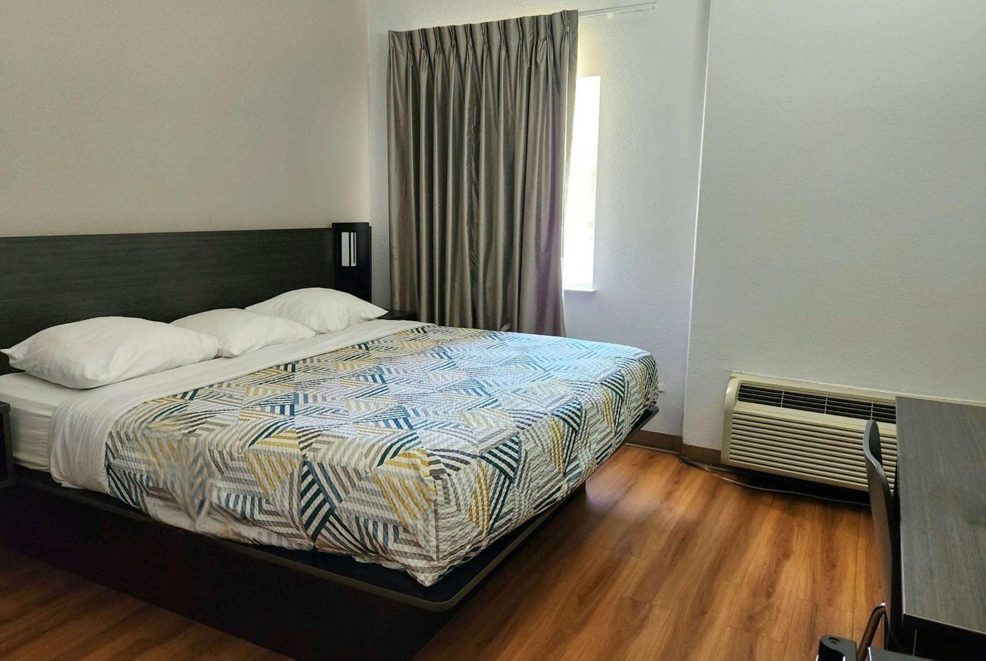 Baymont By Wyndham San Antonio Airport Hotell Eksteriør bilde