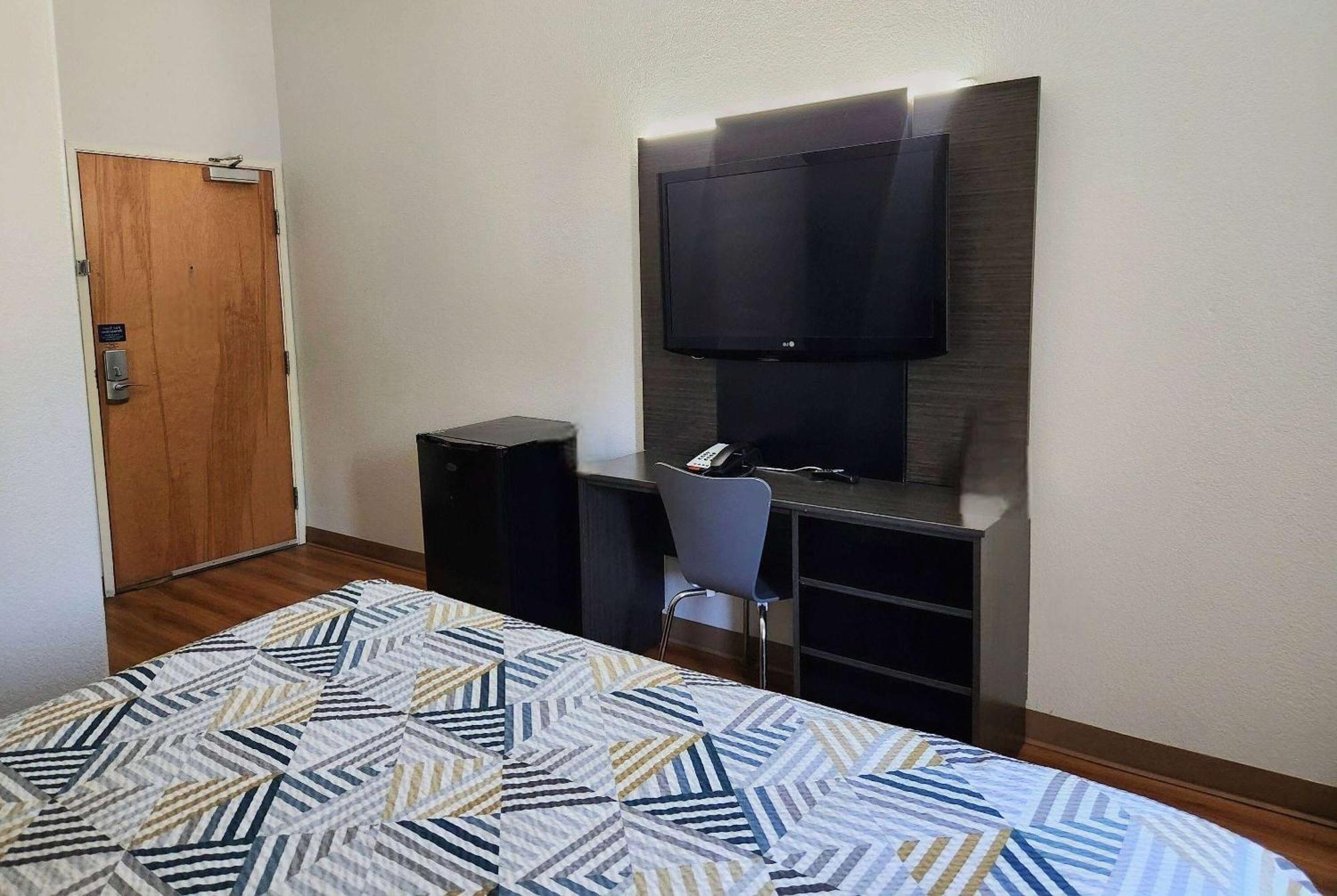 Baymont By Wyndham San Antonio Airport Hotell Eksteriør bilde