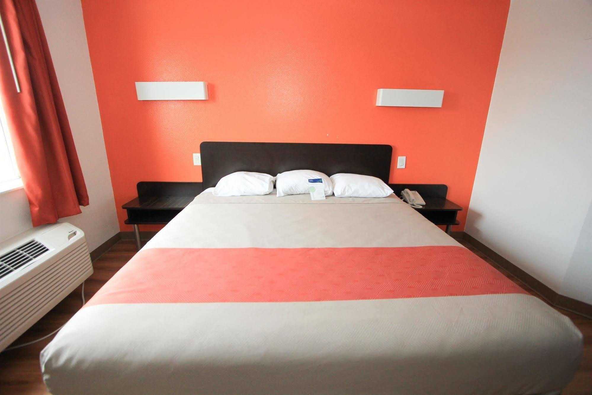 Baymont By Wyndham San Antonio Airport Hotell Eksteriør bilde