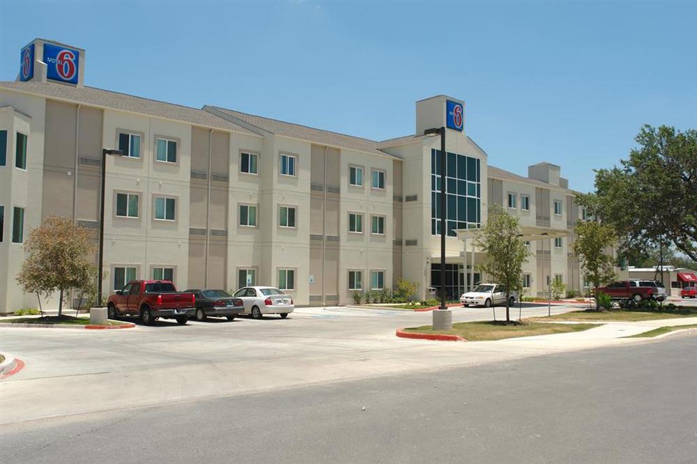 Baymont By Wyndham San Antonio Airport Hotell Eksteriør bilde